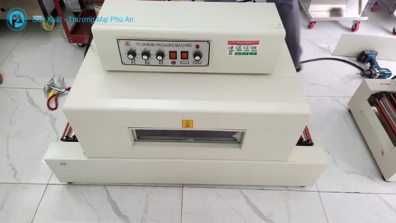 Cấu  tạo máy co màng nhiệt